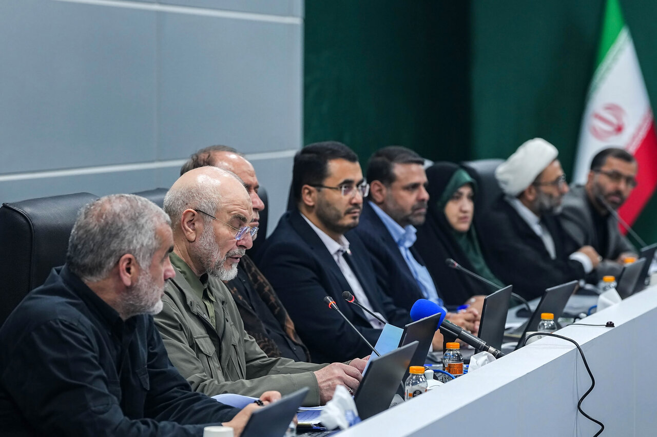 قالیباف: پیام راهبردی رهبرانقلاب نقشه راه مجلس است/ اعتمادی به وعدههای دشمن نداریم