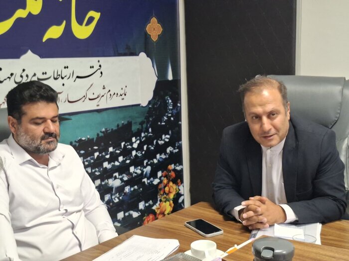 توسعه خدمات درمانی تا بازنگری ساختار اداری در گرمسار و آرادان