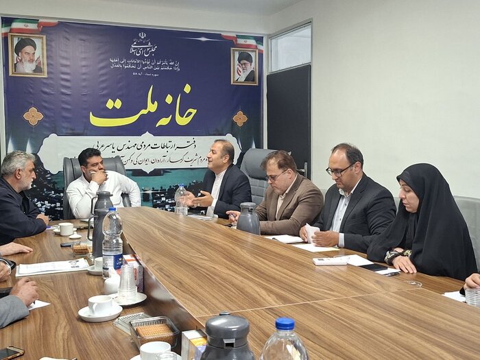 توسعه خدمات درمانی تا بازنگری ساختار اداری در گرمسار و آرادان