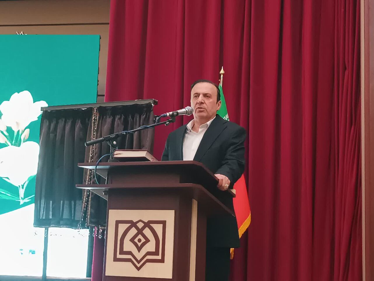 استاندار قزوین: روابط عمومی‌ ستون اعتماد و پل گفت‌وگو با مردم‌ است