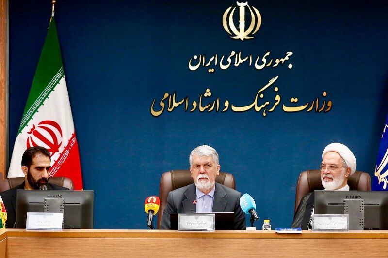 وزیر الثقافة: المجتمع الإيراني، بالاعتماد على التديّن والمقاومة الوطنية، يشكّل رصيدا كبيرا للبلاد وزیر الثقافة: المجتمع الإيراني، بالاعتماد على التديّن والمقاومة الوطنية، يشكّل رصيدا كبيرا للبلاد
