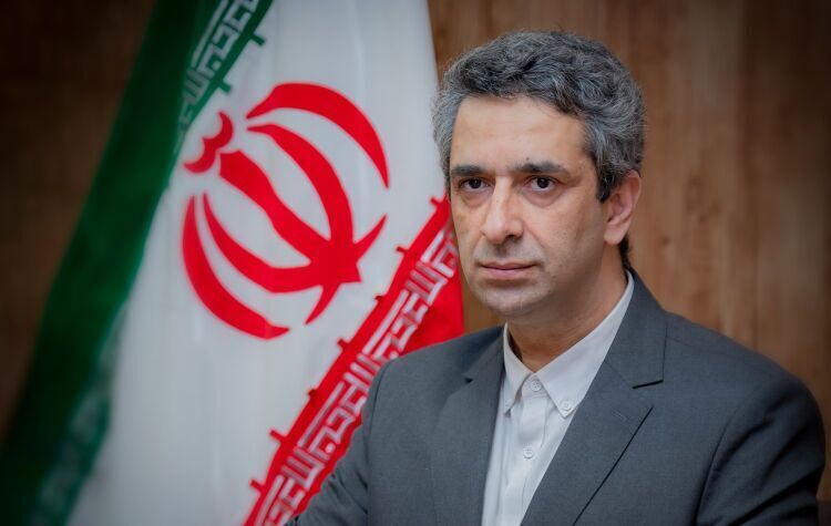 طباطبایی: رئیس‌جمهور ‌از خدمت به مردم عقب نخواهد نشست