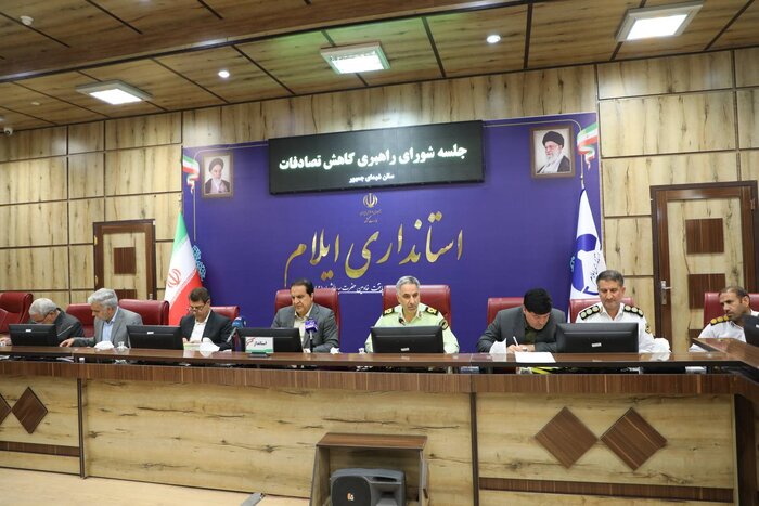 استاندار ایلام: جدیدترین ابزارهای ترافیکی برای تسهیل رفتوآمد زائران پیشبینی شود