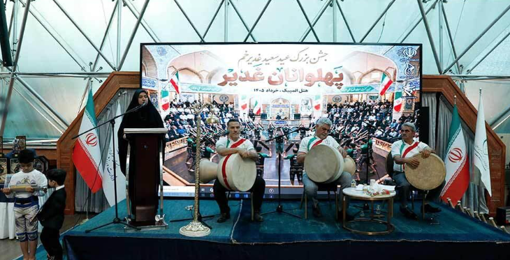 شعار بیعت در امتداد بعثت ،زینت ورزشکاران تهران در جشن غدیر و سالگرد امام راحل