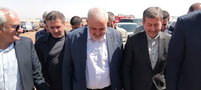 وزیر نیرو: برق و آب افراد پرمصرف قطع میشود