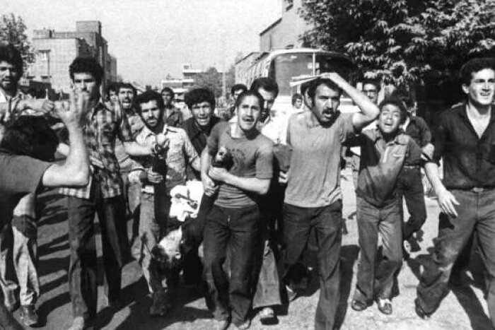 نماینده ورامین: پیوند ناگسستنی امام و امت؛ رمزِ ایستادگی از ۱۵ خرداد تا امروز است
