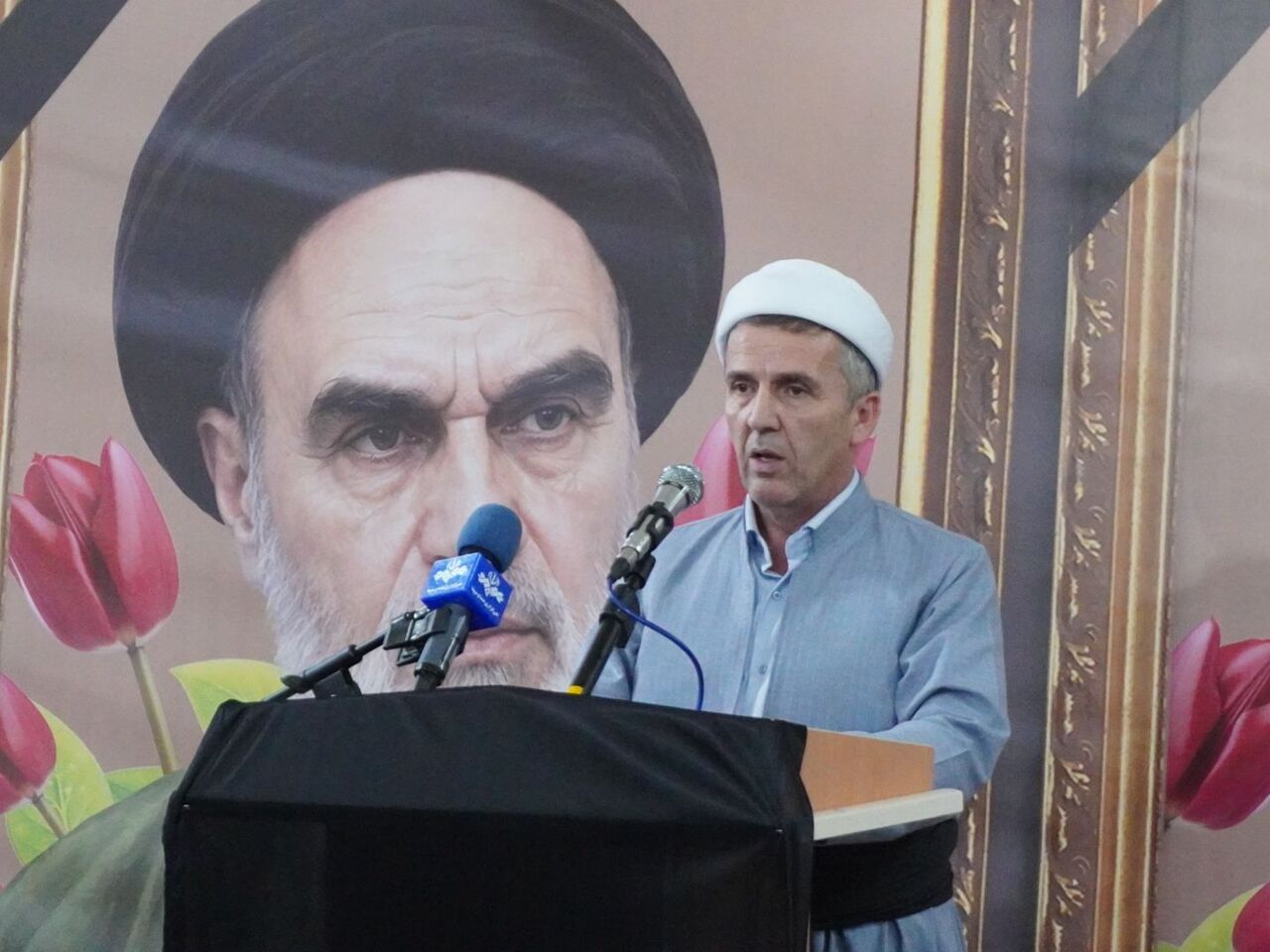 امام جمعه مهاباد:‌ امام خمینی (ره) الگوی ماندگار و موفق مبارزه با استکبار در جهان است
