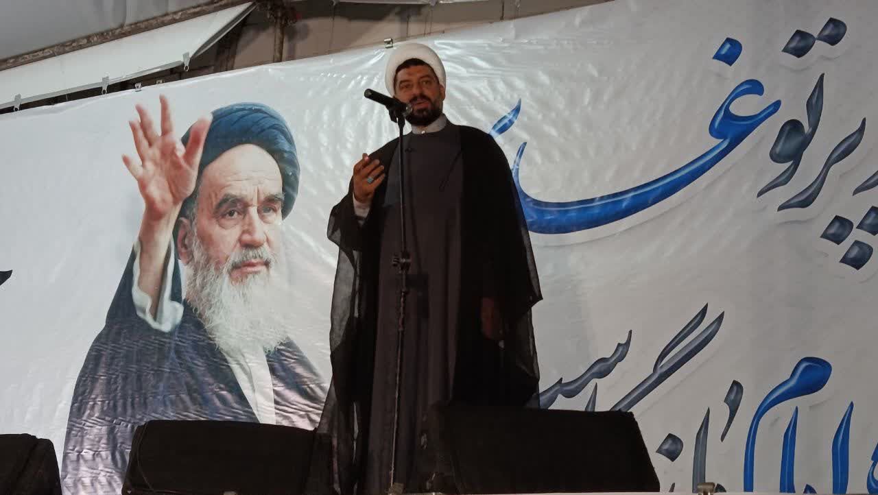 نماینده مجلس: ملت ایران امتیازات را با اقتدار از دشمن پس می‌گیرد