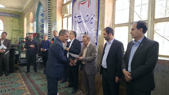 از رفع بیواسطه مشکل آب تا تجلیل از سرمایههای اجتماعی؛ روایتی از خدمت بیمنت در ملایر