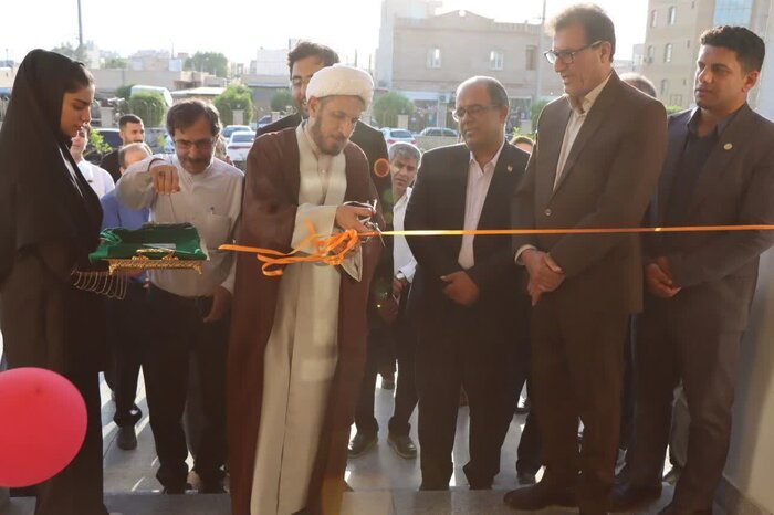 فرماندار بوشهر: راهاندازی استخر شهدای غواص عالیشهر گامی مهم در توسعه ورزش است