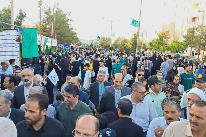 بیرجند در مدار غدیر؛ موج حضور مردم در مهمانی کیلومتری ولایت + فیلم