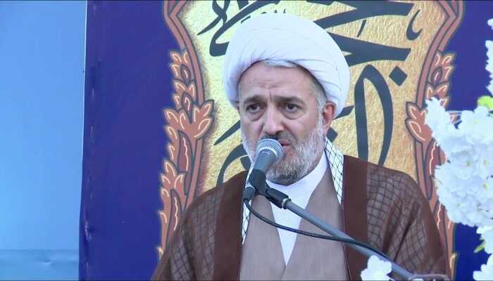 منتظران مهدی موعود در اجتماع غدیری جمکران با ولایت تجدید بیعت کردند