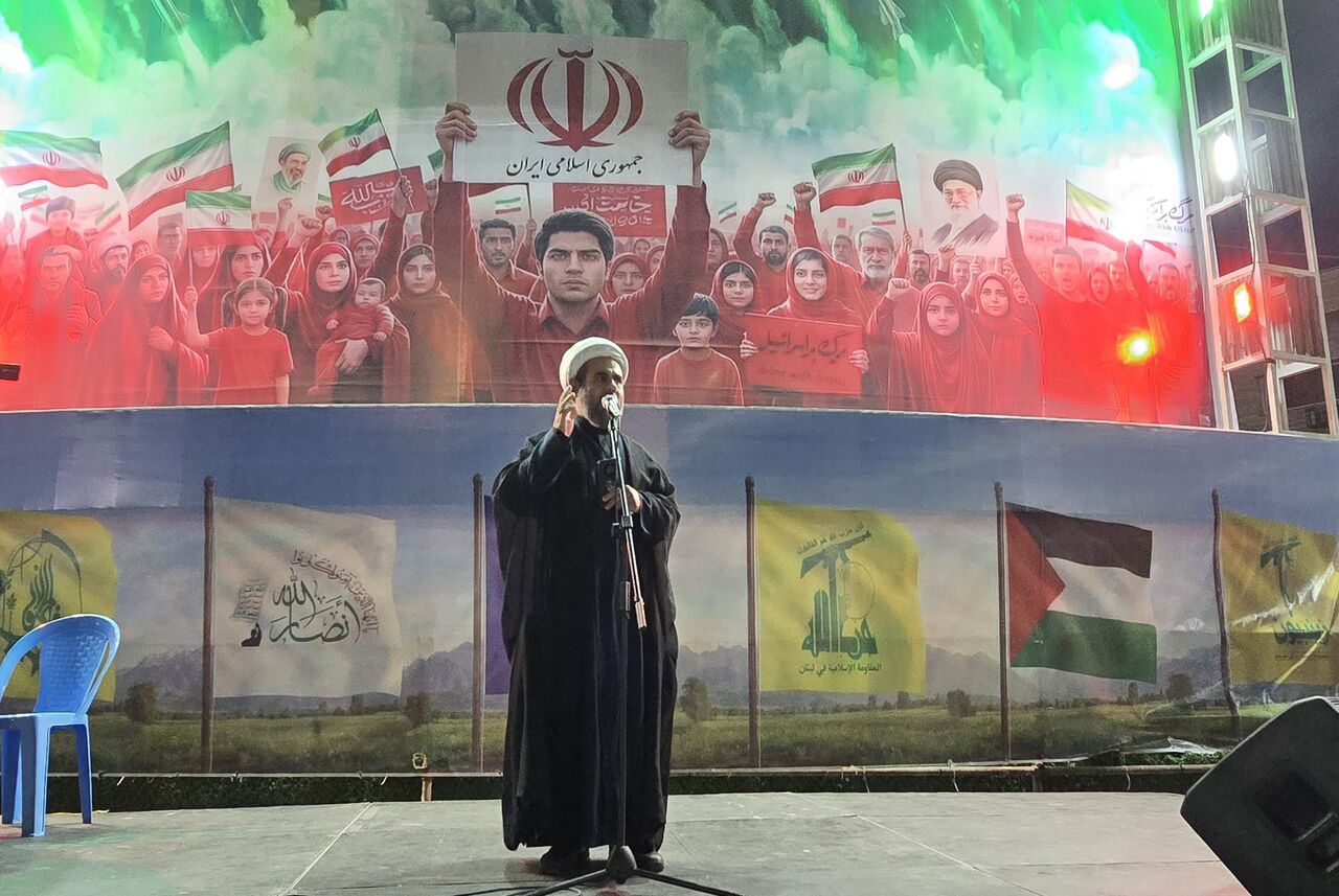 مدیر حوزه علمیه بوشهر:تصمیم گیری در مسائل مهم باید براساس مصالح ملی باشد
