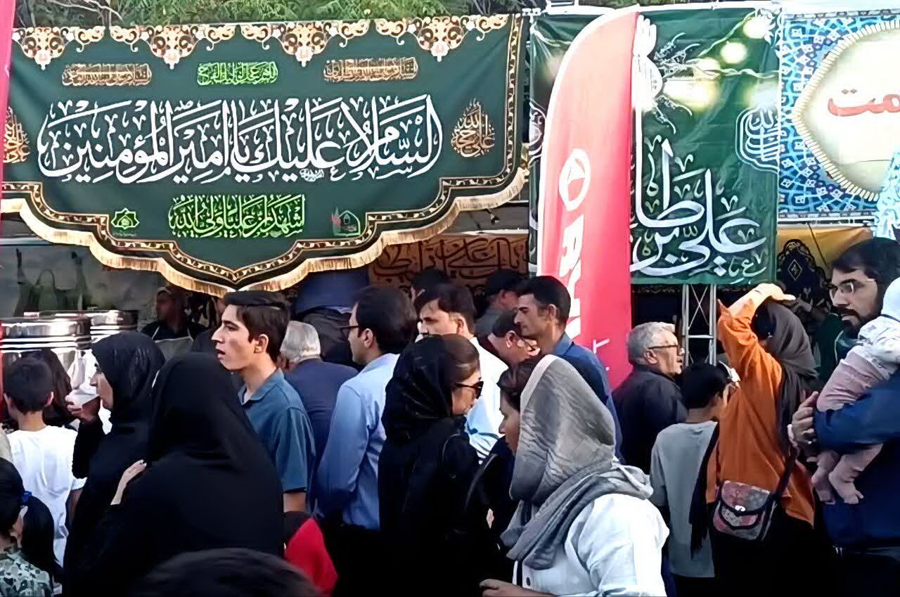 فیلم | میهمانی کیلومتری غدیر در کرمان با حال و هوای حماسه، مقاومت و همبستگی ملی