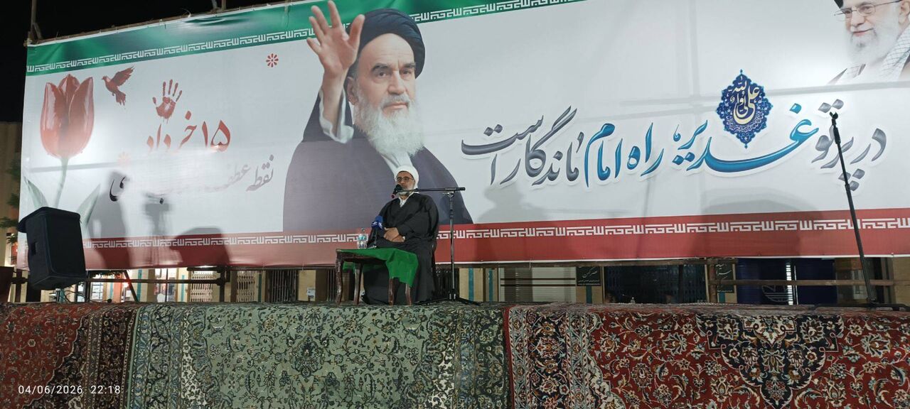 نماینده مجلس خبرگان: راه مقابله با تحریم‌های دشمن اجرای اقتصاد مقاومتی است