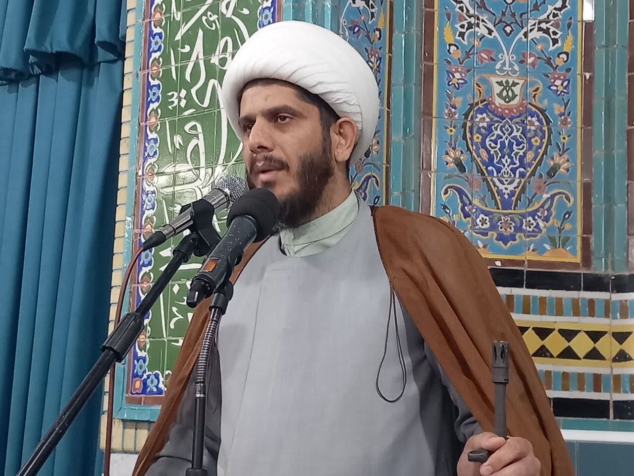امام جمعه قصرشیرین: وحدت و تاب‌آوری مردم، نقشه دشمن برای ایجاد یأس و اختلاف را خنثی می‌کند