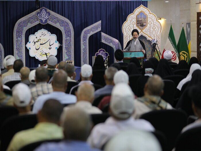 ممثل قائد الثورة لشؤون الحج والزيارة: حضور الزائرين الإيرانيين في حج هذا العام يبعث على الامل ممثل قائد الثورة لشؤون الحج والزيارة: حضور الزائرين الإيرانيين في حج هذا العام يبعث على الامل