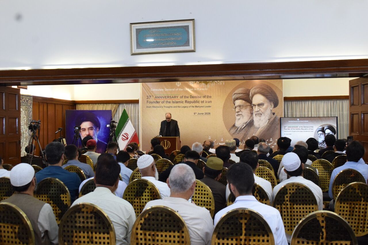 گردهمایی وحدت آفرین سالگرد ارتحال امام و یادبود رهبر شهید انقلاب در کراچی برگزار شد + عکس