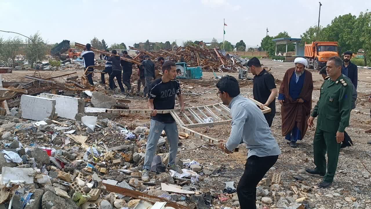 جهادگران لرستانی ۱۸۵ واحد مسکونی جنگ‌زده را آواربرداری و بازسازی کردند
