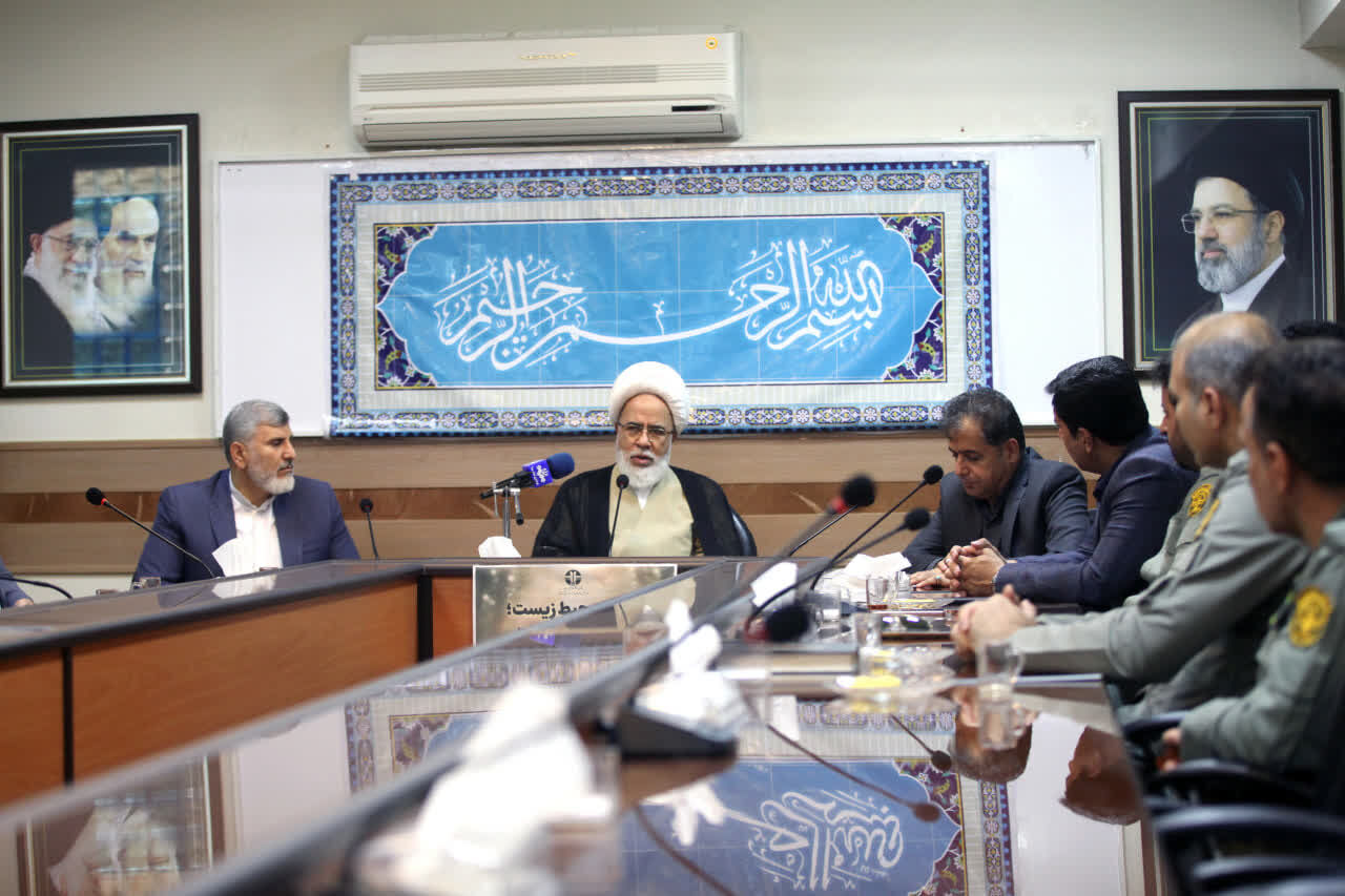 امام‌جمعه کرمانشاه: حفاظت از محیط زیست با مشارکت مردم به یک فرهنگ عمومی تبدیل شود
