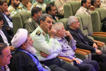 مراسم گرامیداشت سپهبد شهید حاج محمد پاکپور، فرمانده کل سپاه در حرم رضوی
