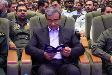 مراسم گرامیداشت سپهبد شهید حاج محمد پاکپور، فرمانده کل سپاه در حرم رضوی