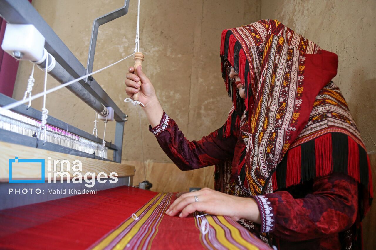 ایجاد اشتغال برای ۱۳۶ جوان عشایری خوی با توسعه ۳۹ کارگاه صنا