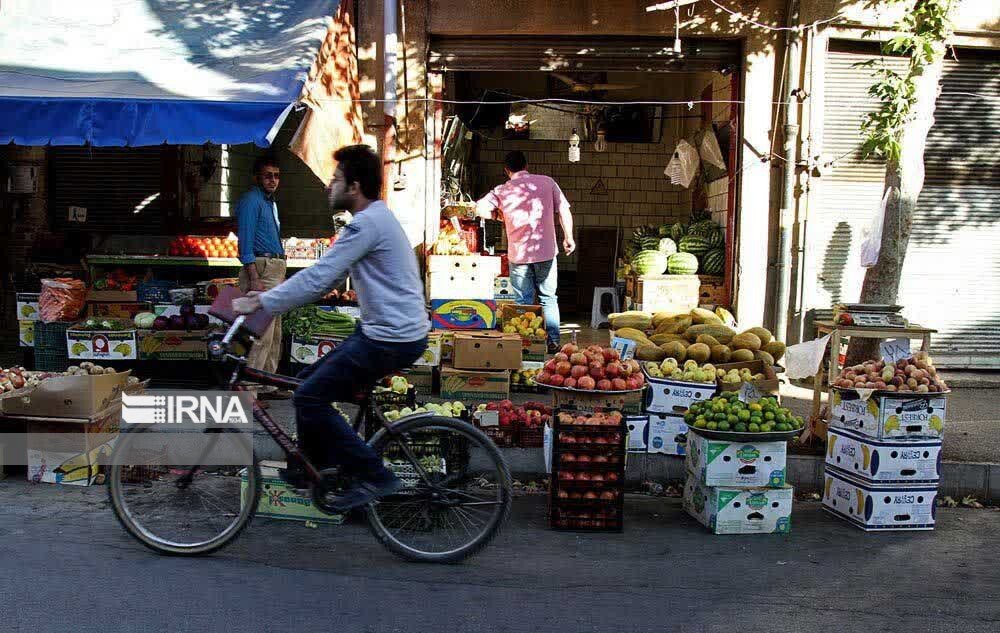 پیاده‌روهای گروگان‌گرفته؛ شیراز در انتظار بازپس‌گیری حق عابران
