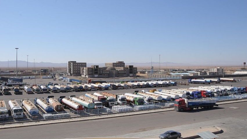 خواب کامیون‌ها در مرز دوغارون به صفر رسید