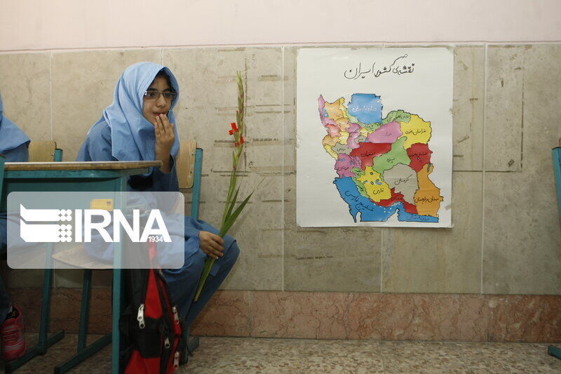 چشم‌انتظاری دانش‌آموزان استثنایی بجنورد در مسیر خاکی