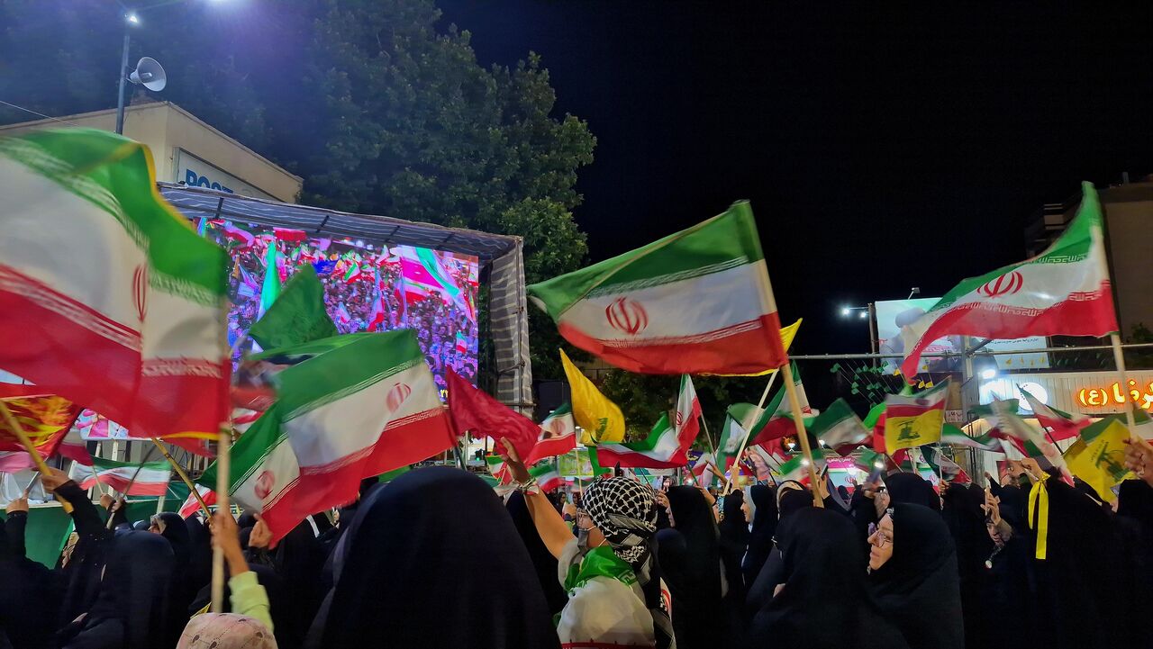 ۱۰۰ شب ایستادگی شاهرودی‌ها به پای وطن