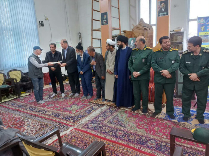 اخبار کوتاه/ بازارچه مشاغل خانگی و صنایع‌ دستی در شهرستان کوثر دایر شد