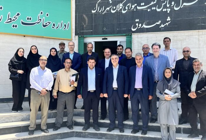 استاندار مرکزی: توسعه پایدار بدون حفاظت از محیط زیست امکانپذیر نیست
