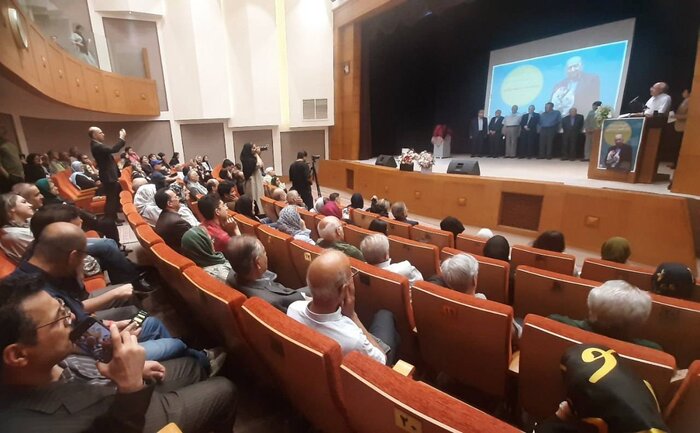 آیین پاسداشت هفت دهه طبابت و نیکوکاری دکتر دل آسایی در مشهد برگزار شد.