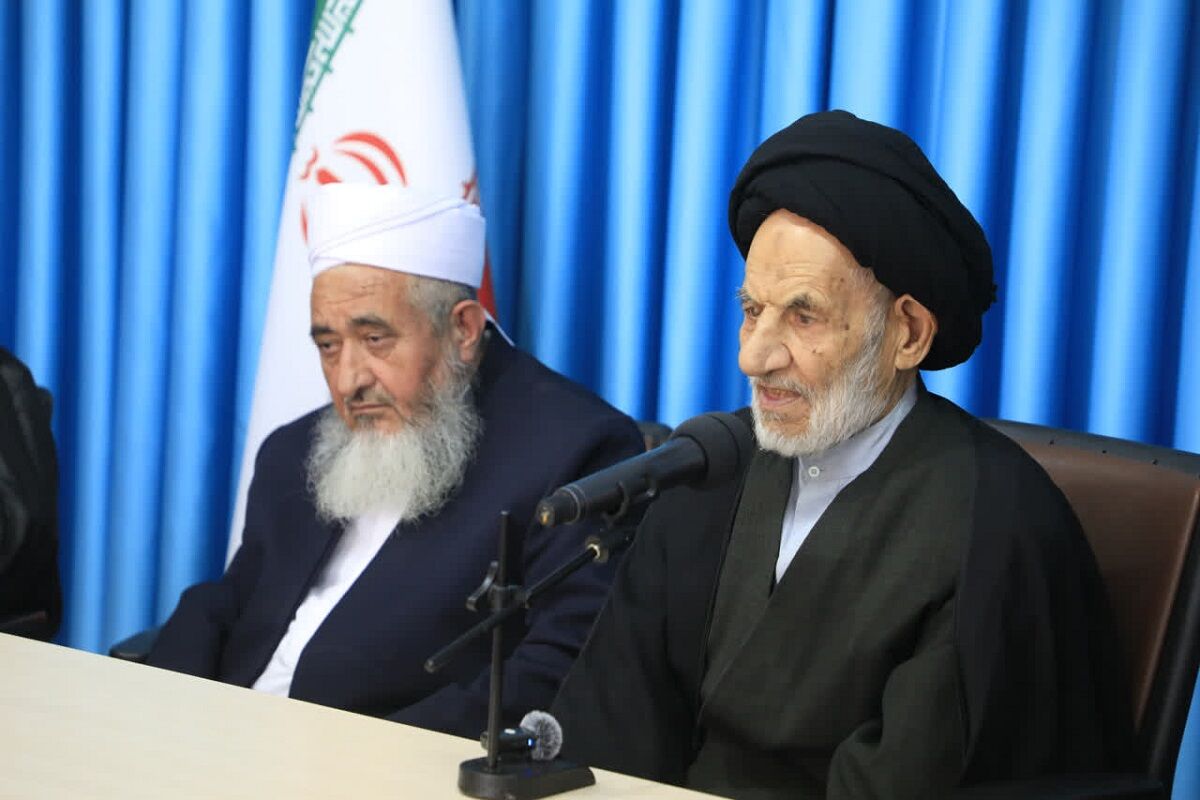امام جمعه بیرجند: جمهوری اسلامی بزرگ‌ترین مانع سلطه جهانی استعمارگران است
