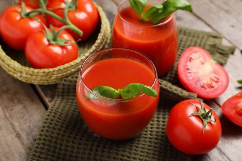 آبمیوه گوجه‌فرنگی و سویا؛ یک نوشیدنی ساده برای کاه