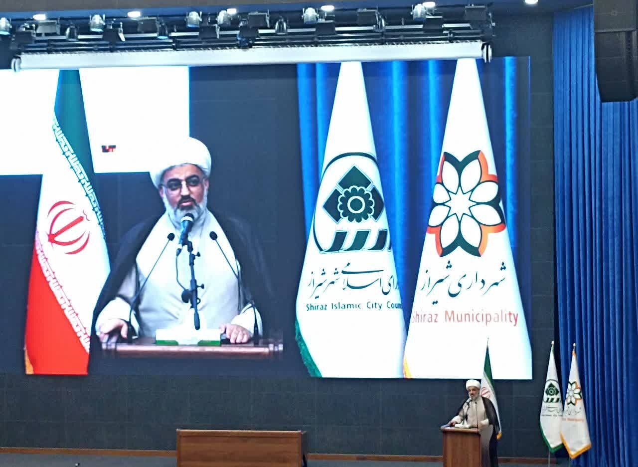 مدیرکل تبلیغات اسلامی فارس: مسیر روشنگری و مقابله با شبهات د