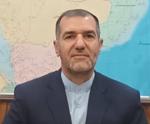 استاد دانشگاه: حضور مردم در خیابان قوت قلبی برای فرماندهان و