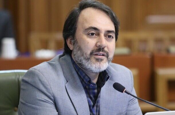 برخی از اعضای شورای شهر تهران با طرح رایگان سازی م