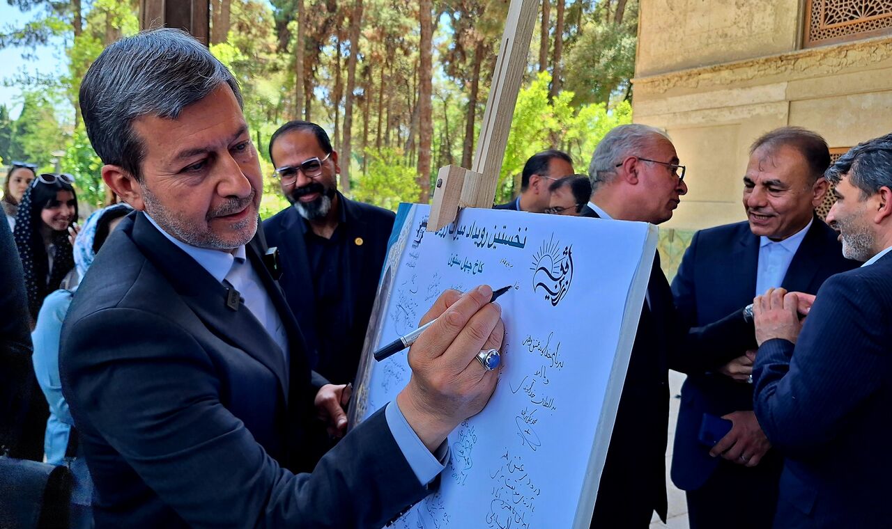 استاندار: وقت جهانی شدن طراحی طلای اصفهان فرا رسید