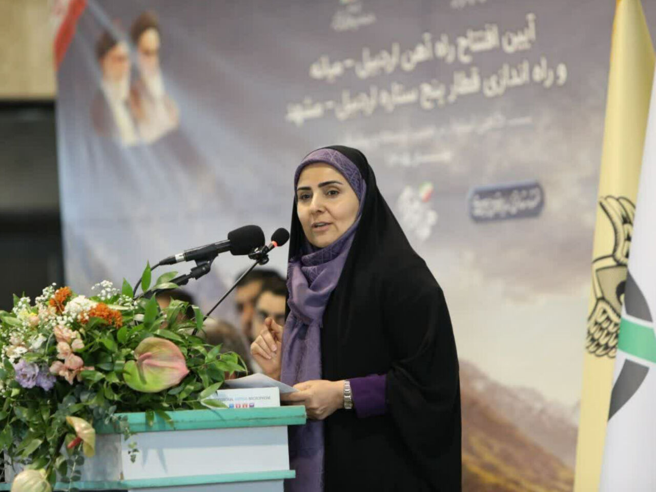 وزیر راه و شهرسازی: راه‌آهن اردبیل- میانه شاهکار مهندسی ریلی