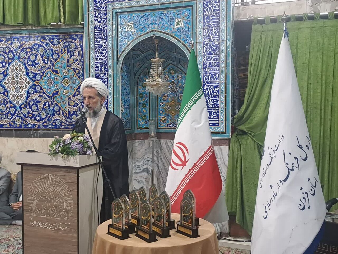 امام جمعه قزوین: هنر ابزاری برای تبیین حقایق دینی 