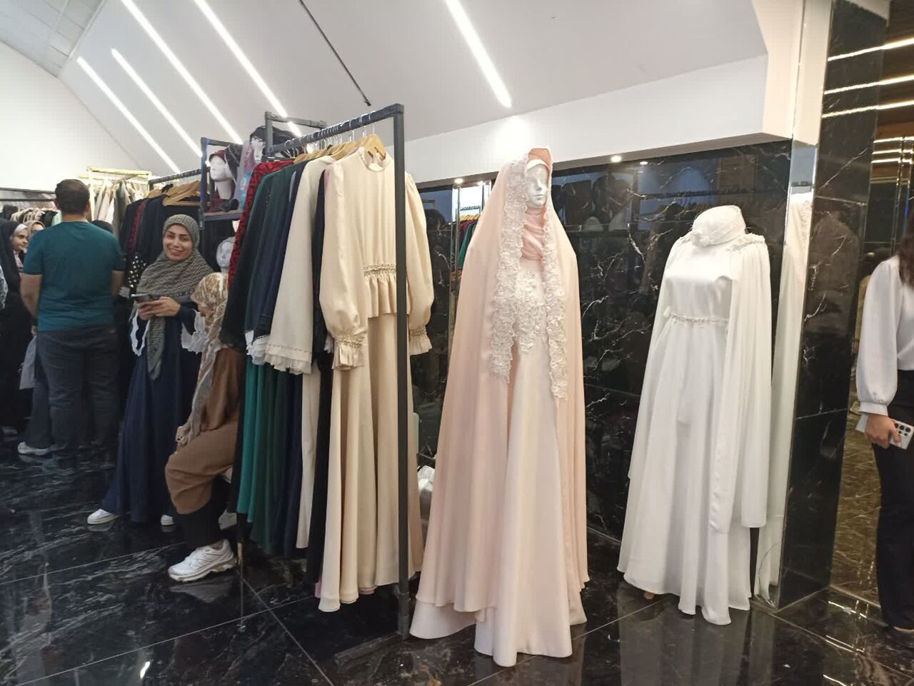 مدیرکل ارشاد فارس: امیدواریم شیراز میزبان دائمی نمایشگاه‌های