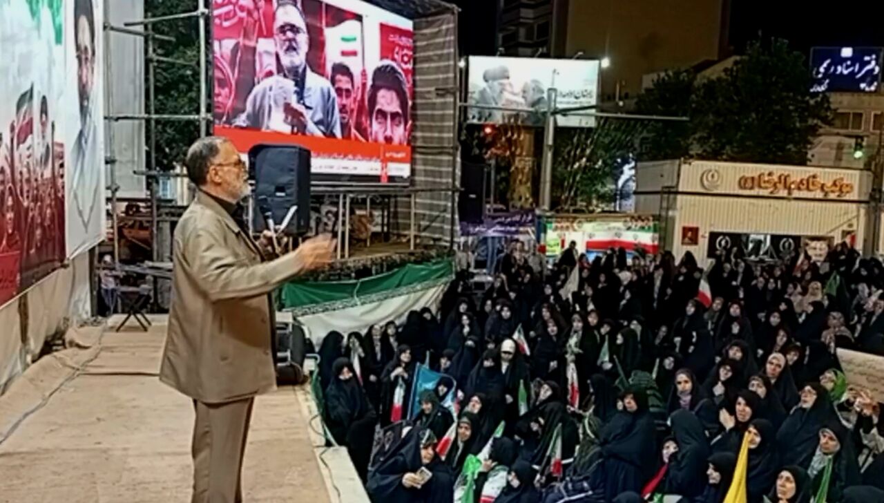 انتقاد نماینده مجلس از تعطیلی مجلس و انفعال در مقابل محتکران