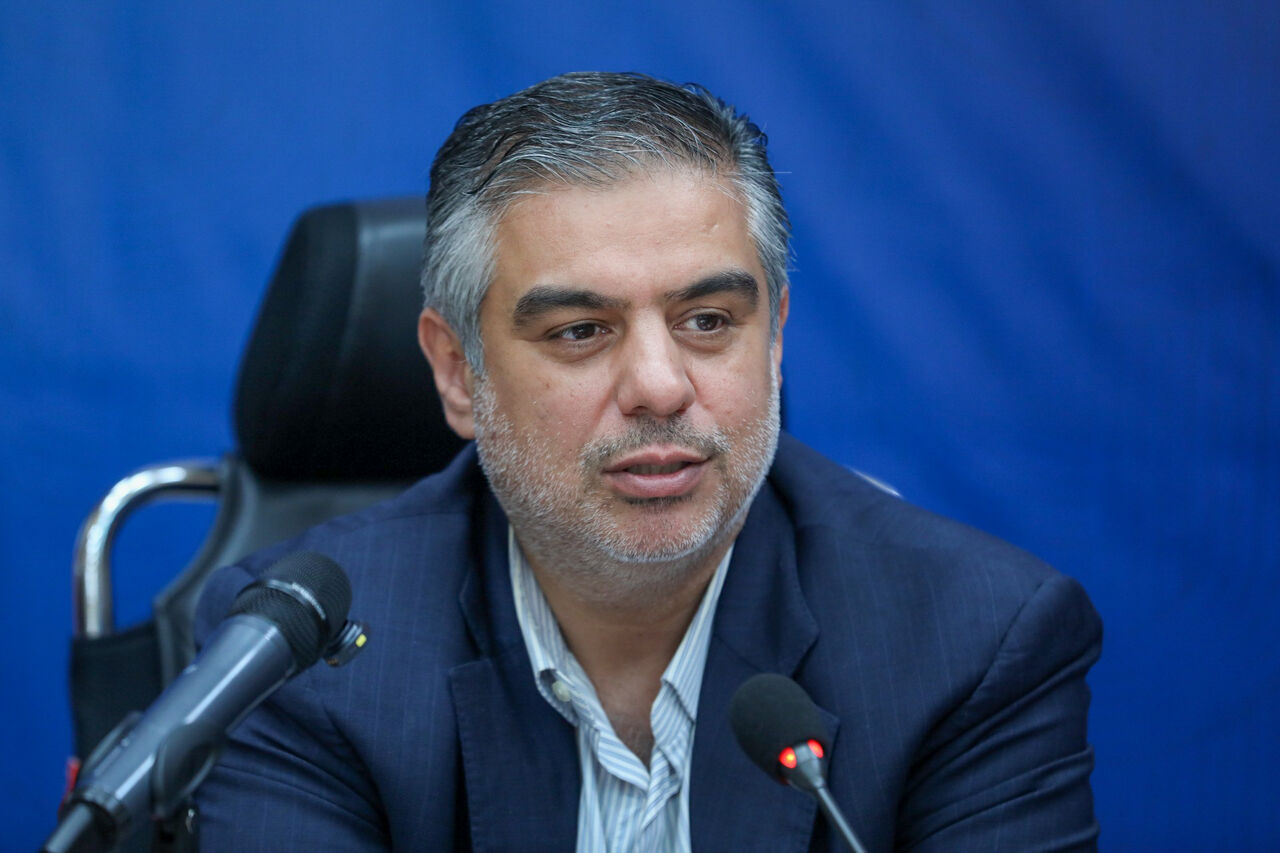 استان مرکزی می‌تواند قطب ملی آزمایشگاه‌های خورشیدی شود