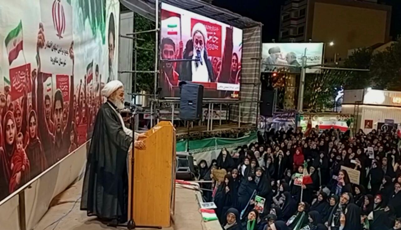 هشدار حجت‌الاسلام پناهیان: مدیران کم‌کار در آینده 