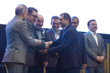 مراسم تجلیل از صادرکنندگان نمونه در مشهد