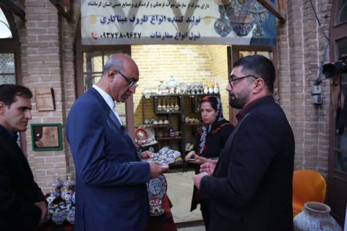 حمایت از صنایعدستی کرمانشاه در گرو تقویت گردشگری و ایجاد بازارچههای دائمی