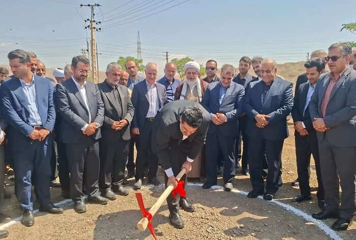 اصلاح نقطه پرحادثه در مسیر تهران - مشهد/ تقاطع غیرهمسطح ایوانکی کلنگزنی شد