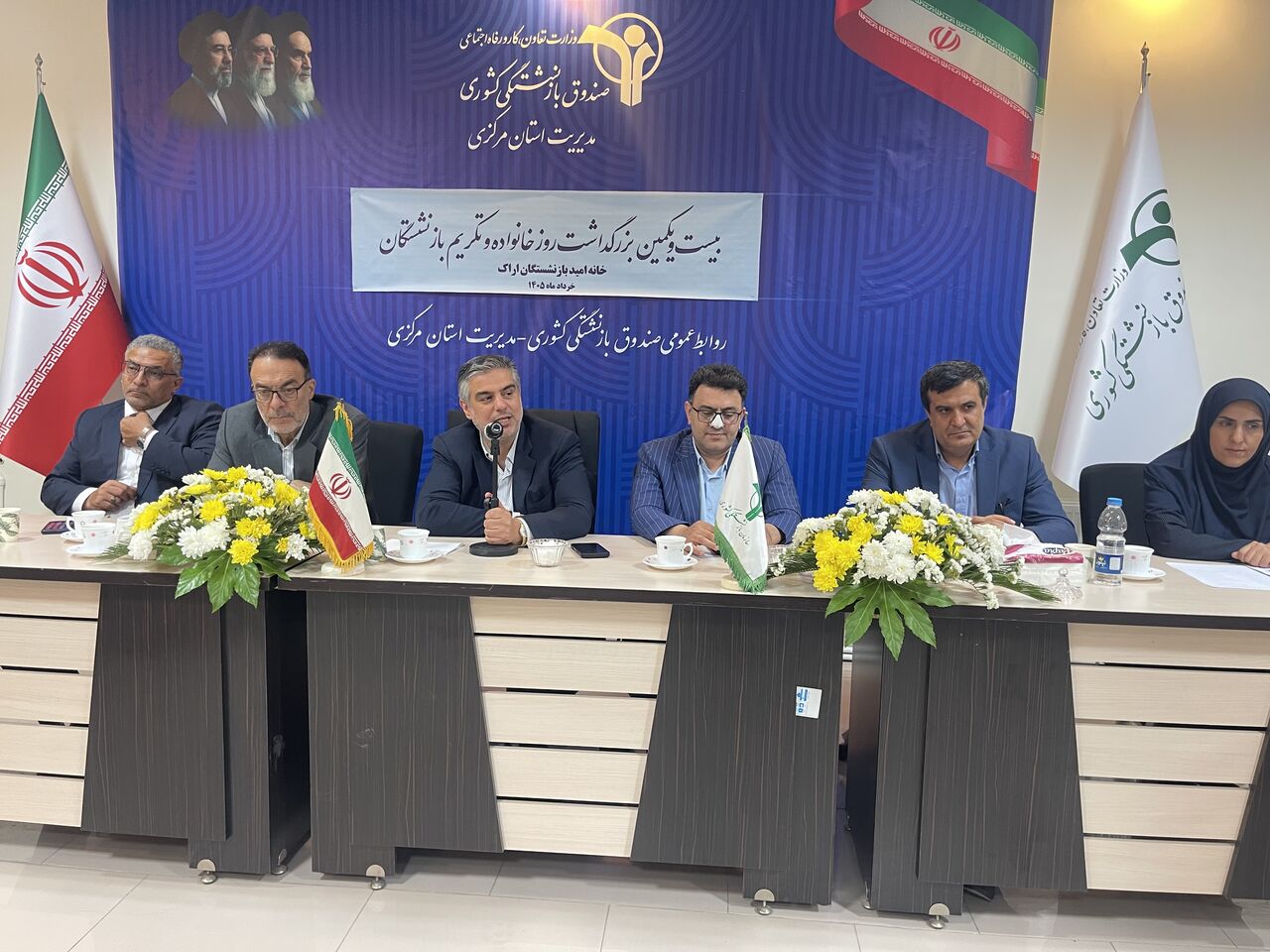 استاندار مرکزی: از ظرفیت فکری و تجربی بازنشستگان برای توسعه 